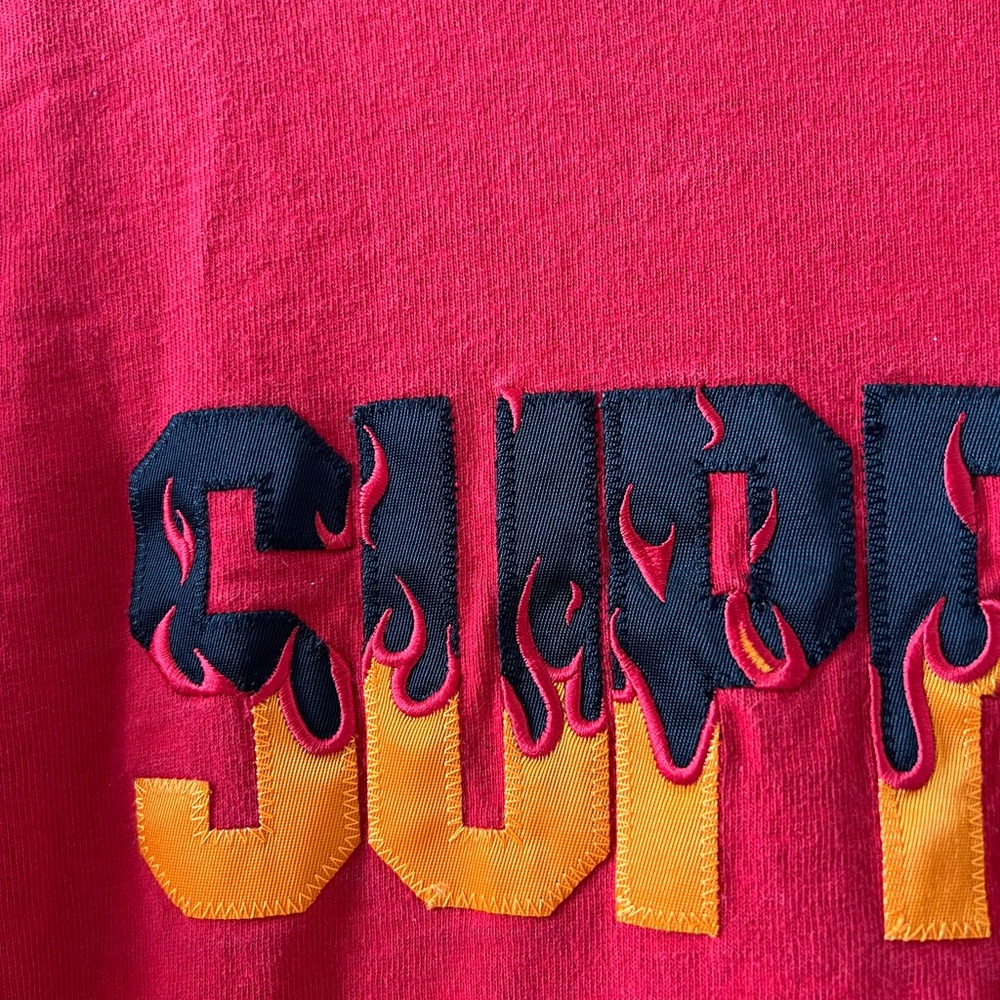 Supreme men’s  Red Graphic T-Shirt the fire design - Picture 2 of 5